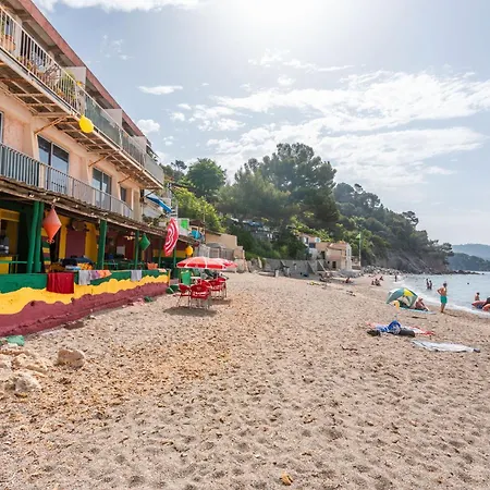 Porte Rouge 3 לה פרדה